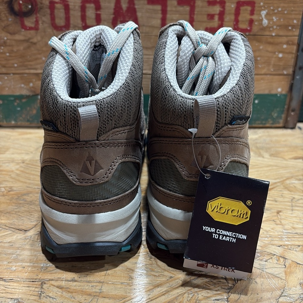 Brand new unworn discontinued Vasque Talus AT Ultra Dry waterproof boot. - Picture 3 of 5